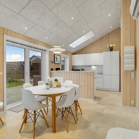 Two-bedroom Holiday In Vakantiehuis Nyborg