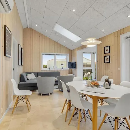 Two-bedroom Holiday In * Nyborg